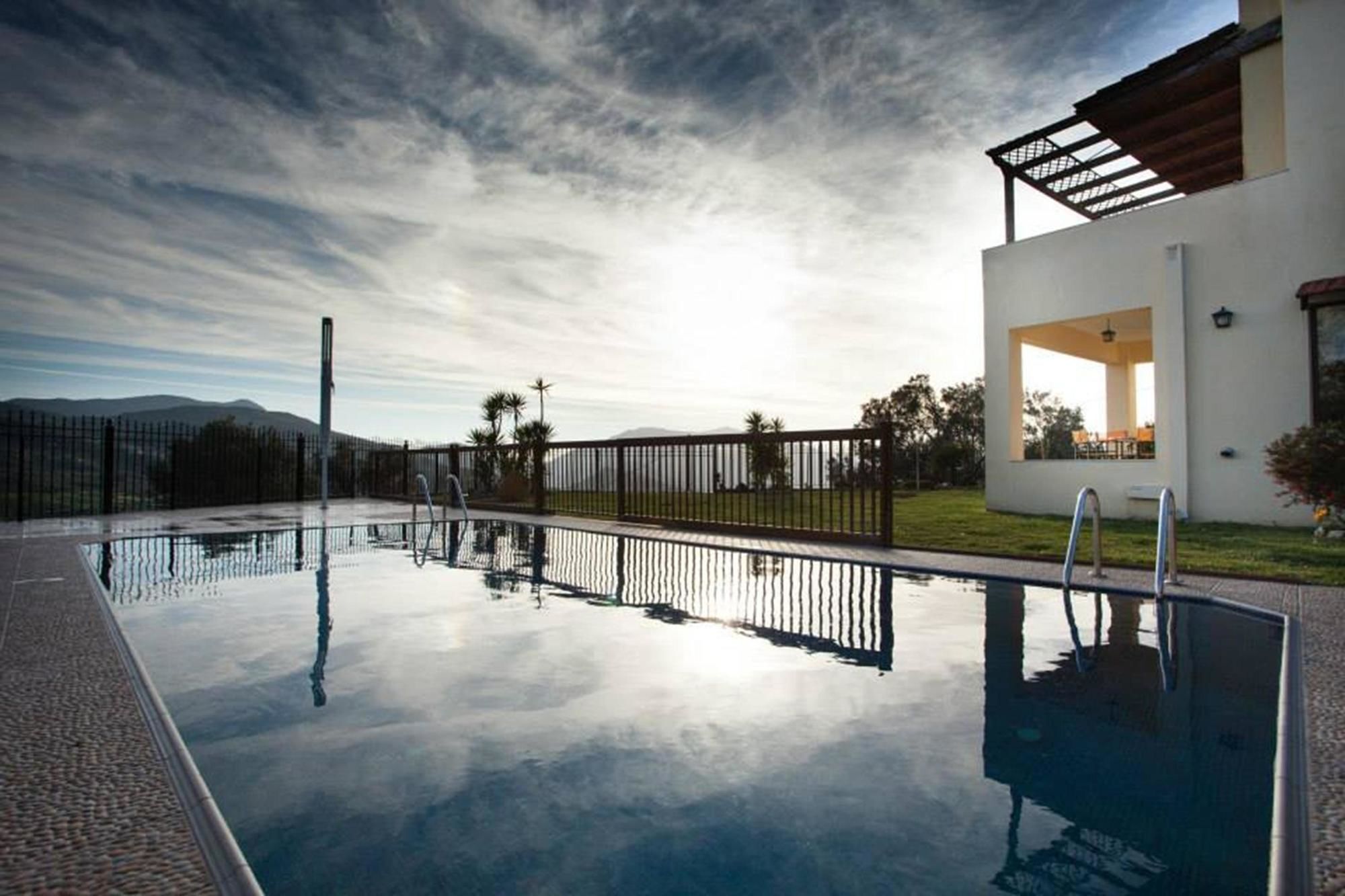 Louloudis Villa Spílion Exterior foto